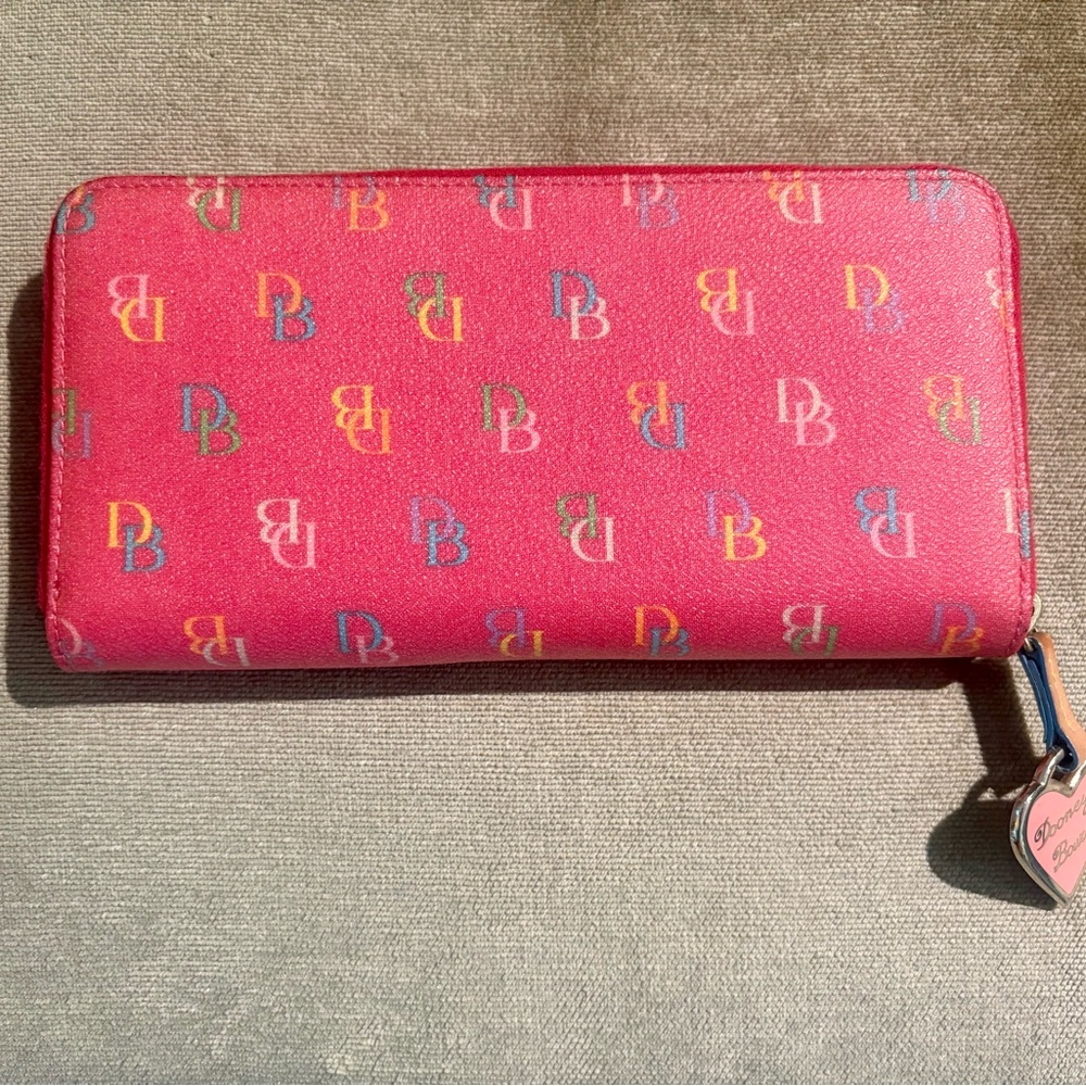 Dooney & Bourke Vintage Y2K Rainbow DB Logo Zip Around Large Wallet in Pink